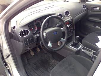 2007 Ford Focus Pictures