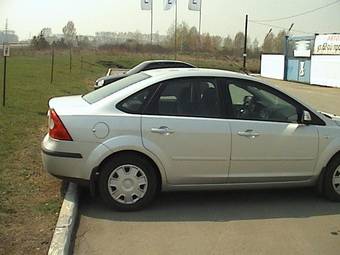 2007 Ford Focus Pictures