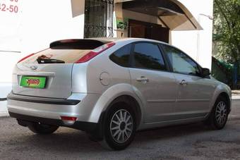 2007 Ford Focus Pictures