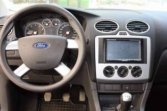 2007 Ford Focus Pictures