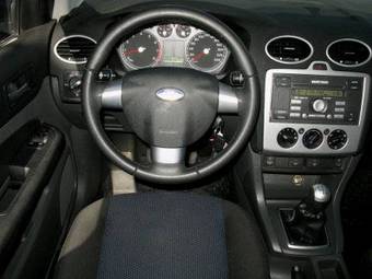 2007 Ford Focus Pictures