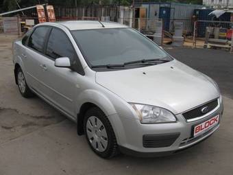 2007 Ford Focus Photos