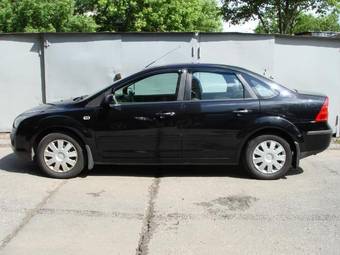 2007 Ford Focus Photos