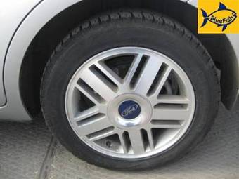 2007 Ford Focus Images