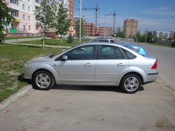 2007 Ford Focus Photos