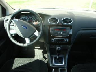 2007 Ford Focus Photos