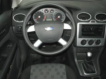 2007 Ford Focus Pics