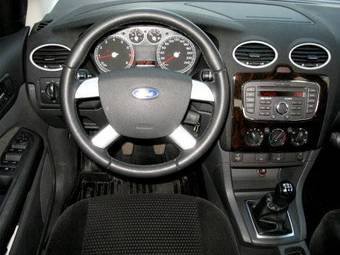 2007 Ford Focus Pictures