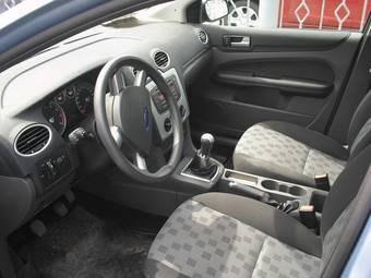 2007 Ford Focus Photos