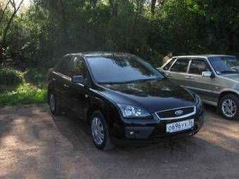 2007 Ford Focus Photos