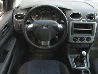 2007 Ford Focus Pictures