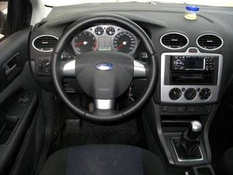 2007 Ford Focus Photos