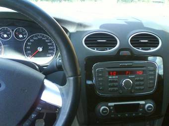 2007 Ford Focus Pictures