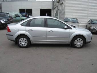 2007 Ford Focus Pictures