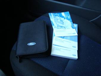 2007 Ford Focus Photos