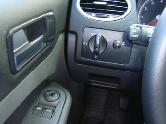2007 Ford Focus Pictures