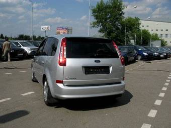 2007 Ford Focus Pics