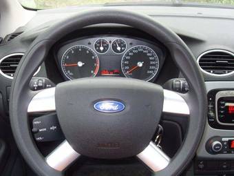 2007 Ford Focus Photos