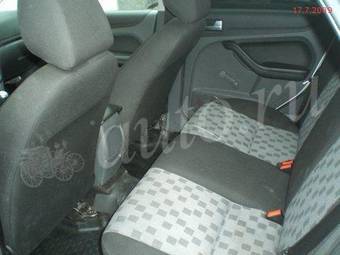 2007 Ford Focus Photos