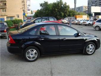 2007 Ford Focus Pictures