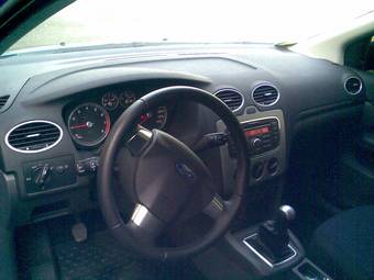 2007 Ford Focus Photos