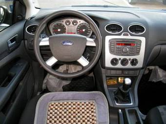 2007 Ford Focus Pictures
