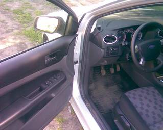 2007 Ford Focus Pictures