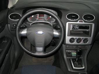 2007 Ford Focus Photos