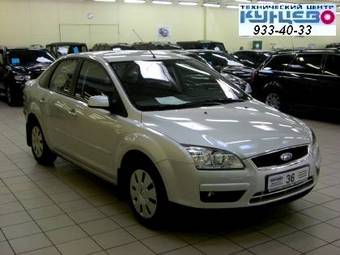 2007 Ford Focus Photos