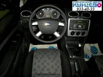2007 Ford Focus Photos