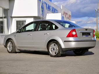 2007 Ford Focus Photos
