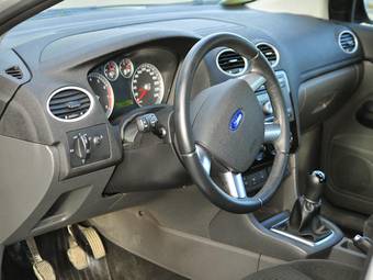 2007 Ford Focus Photos