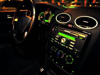 2007 Ford Focus Images