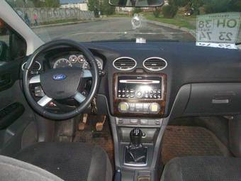 2007 Ford Focus Images
