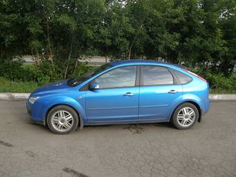 2007 Ford Focus Pictures