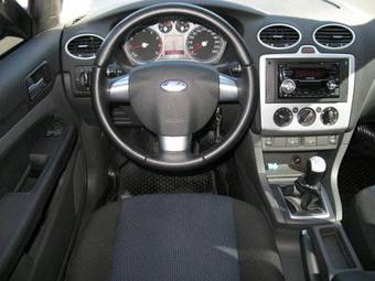 2007 Ford Focus Pictures