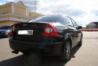 2007 Ford Focus Photos