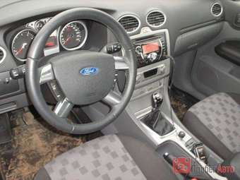 2008 Ford Focus Pictures