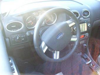 2008 Ford Focus Photos