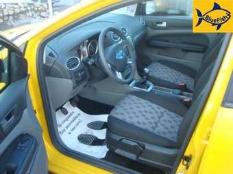 2008 Ford Focus Pictures