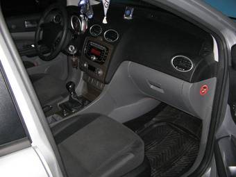 2008 Ford Focus Photos