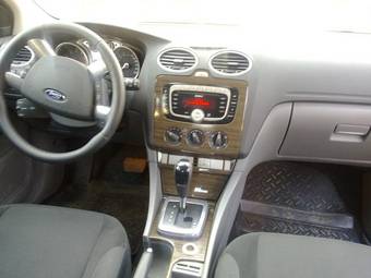 2008 Ford Focus Photos