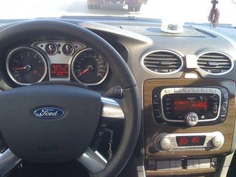 2008 Ford Focus Photos