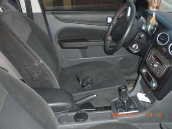 2008 Ford Focus Photos