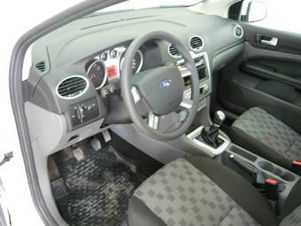 2008 Ford Focus Photos