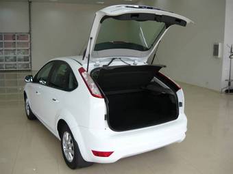 2008 Ford Focus Pictures