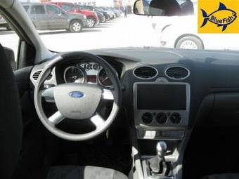 2008 Ford Focus Pics