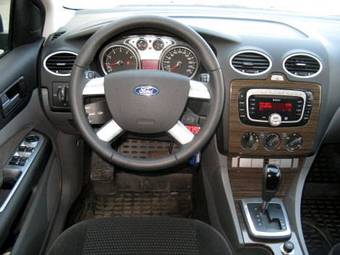 2008 Ford Focus Photos