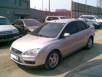 2008 Ford Focus Photos