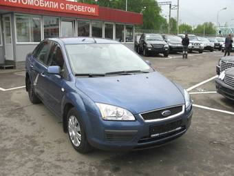 2008 Ford Focus Pictures